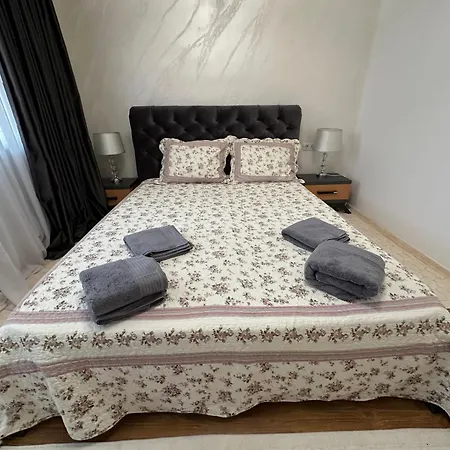 Avangard Apartman *