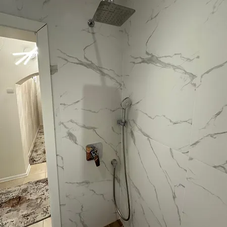 Avangard פזרג'יק